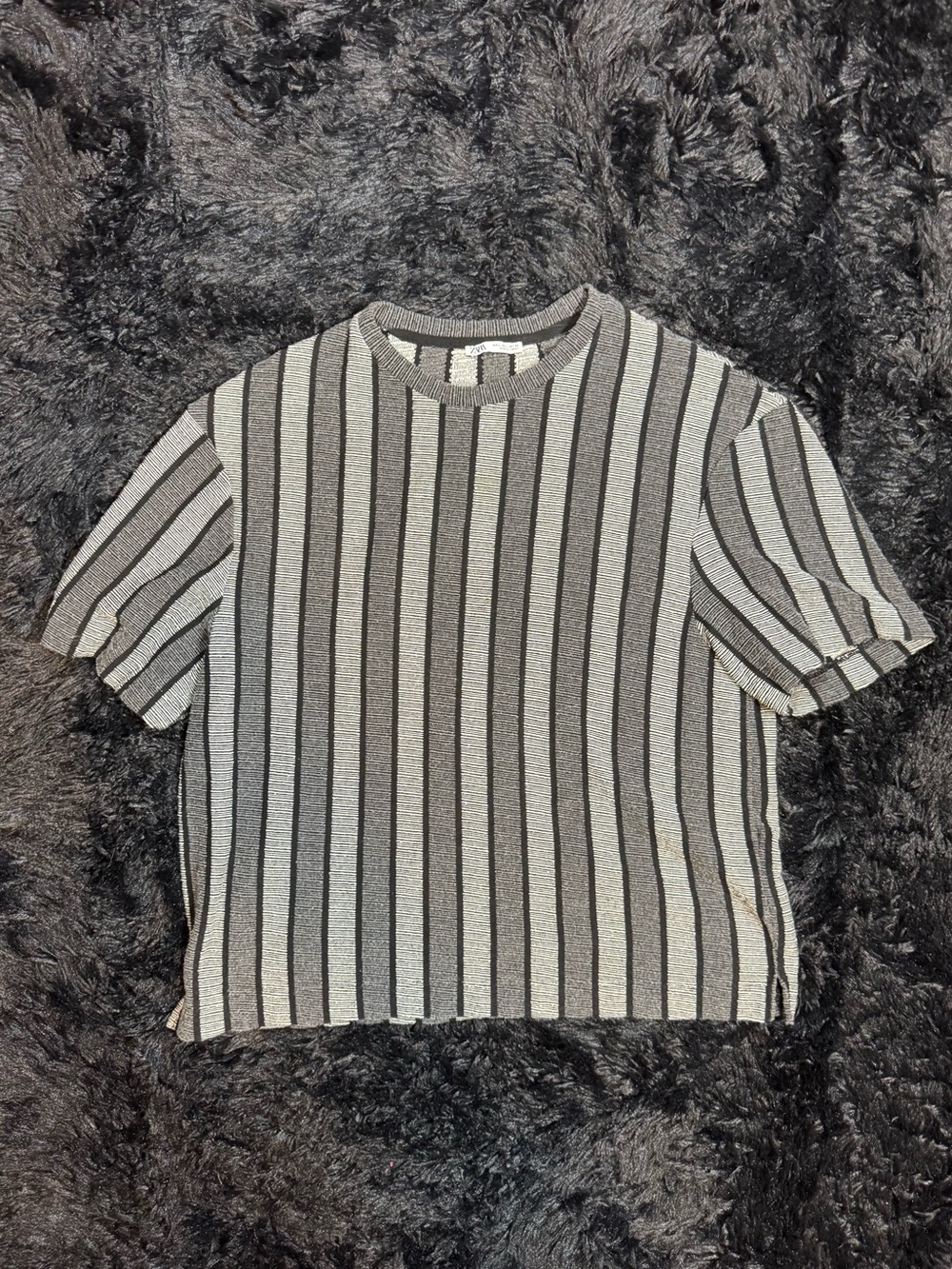 Zara Men’s textured striped shirt